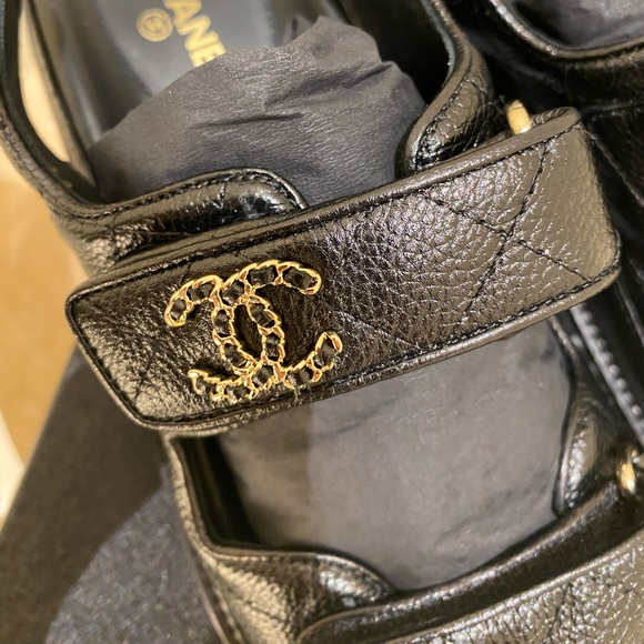 Chanel dad sandals slides loafers caviar with gold hardware - Picture 3 of 5